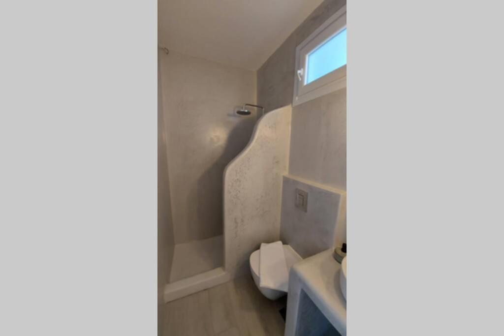 Eolia Luxury Suites Andros Batsi  Bagian luar foto