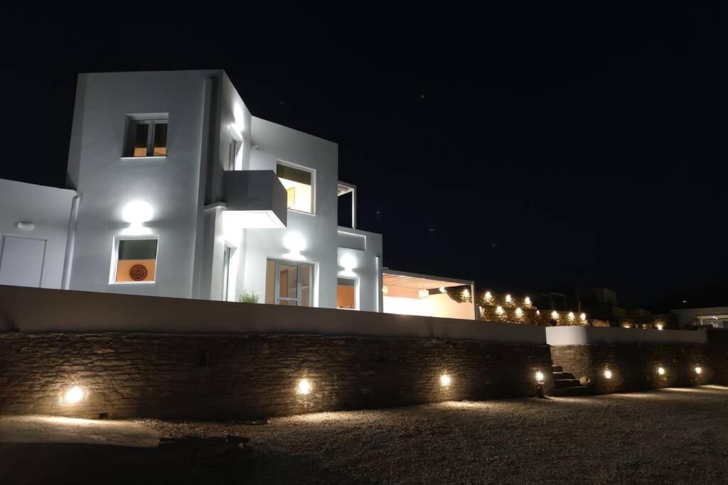 Eolia Luxury Suites Andros Batsi  Bagian luar foto