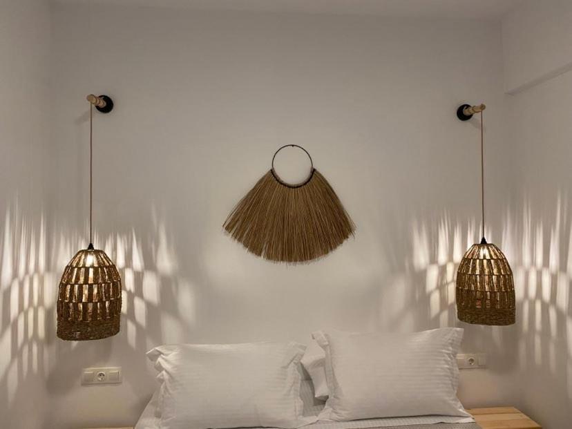 Eolia Luxury Suites Andros Batsi  Bagian luar foto
